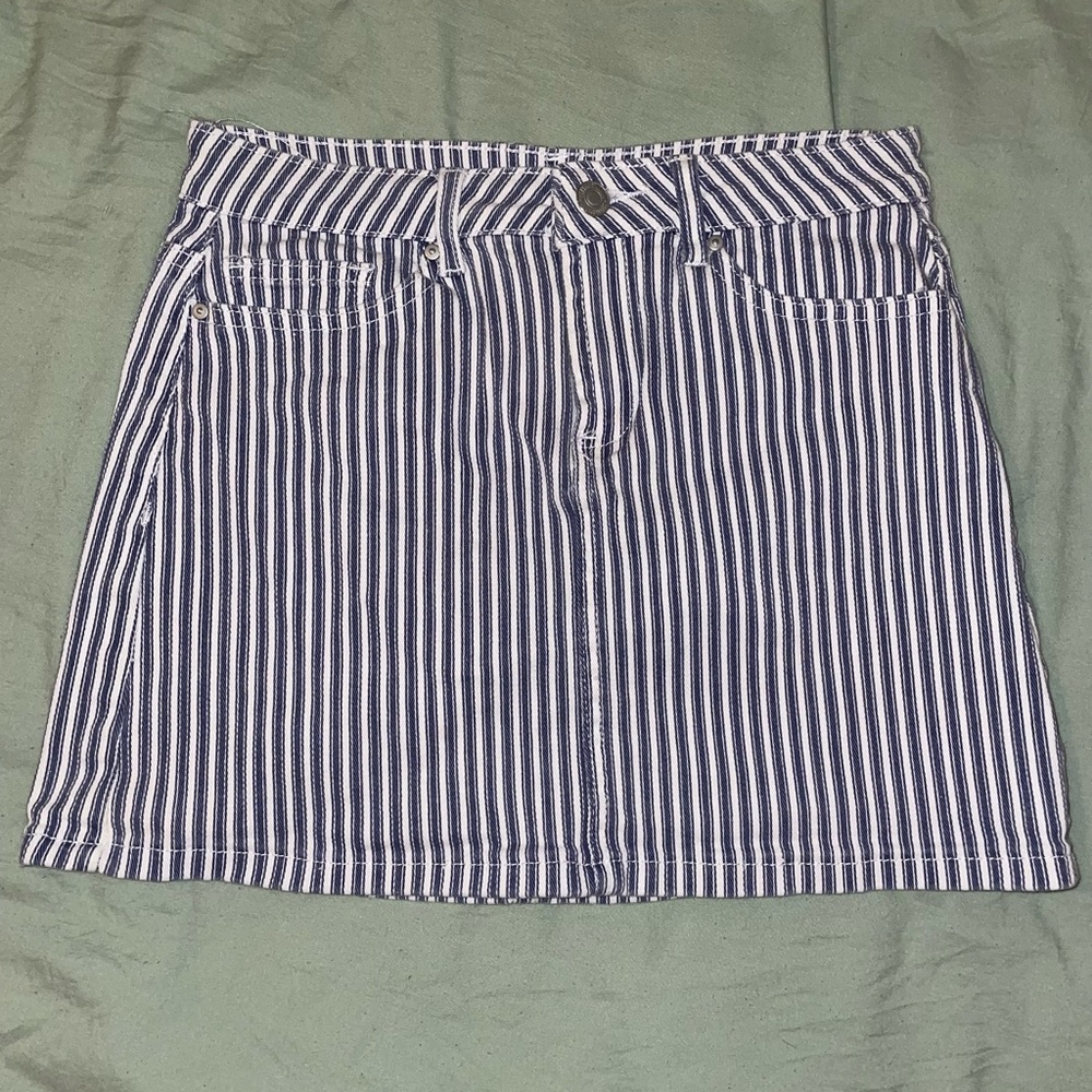 Sky and Sparrow mini skirt. Size small